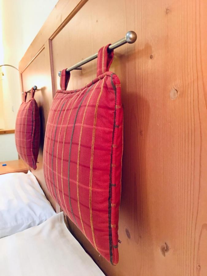 Hetkuti Wellness Hotel Мор Екстер'єр фото