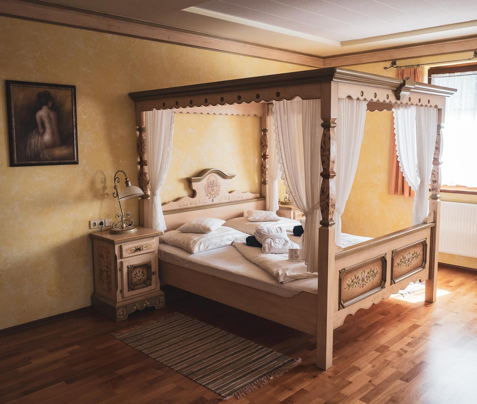 Hetkuti Wellness Hotel Мор Екстер'єр фото