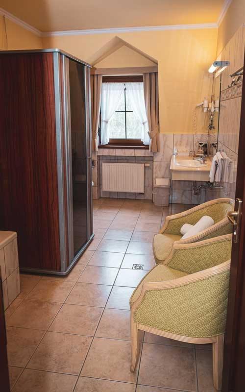 Hetkuti Wellness Hotel Мор Екстер'єр фото